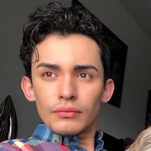 Meet your Posher, Andres